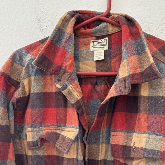 L.L. Bean Multicolor Plaid Casual Button Down Shirt - Picture 1 of 5